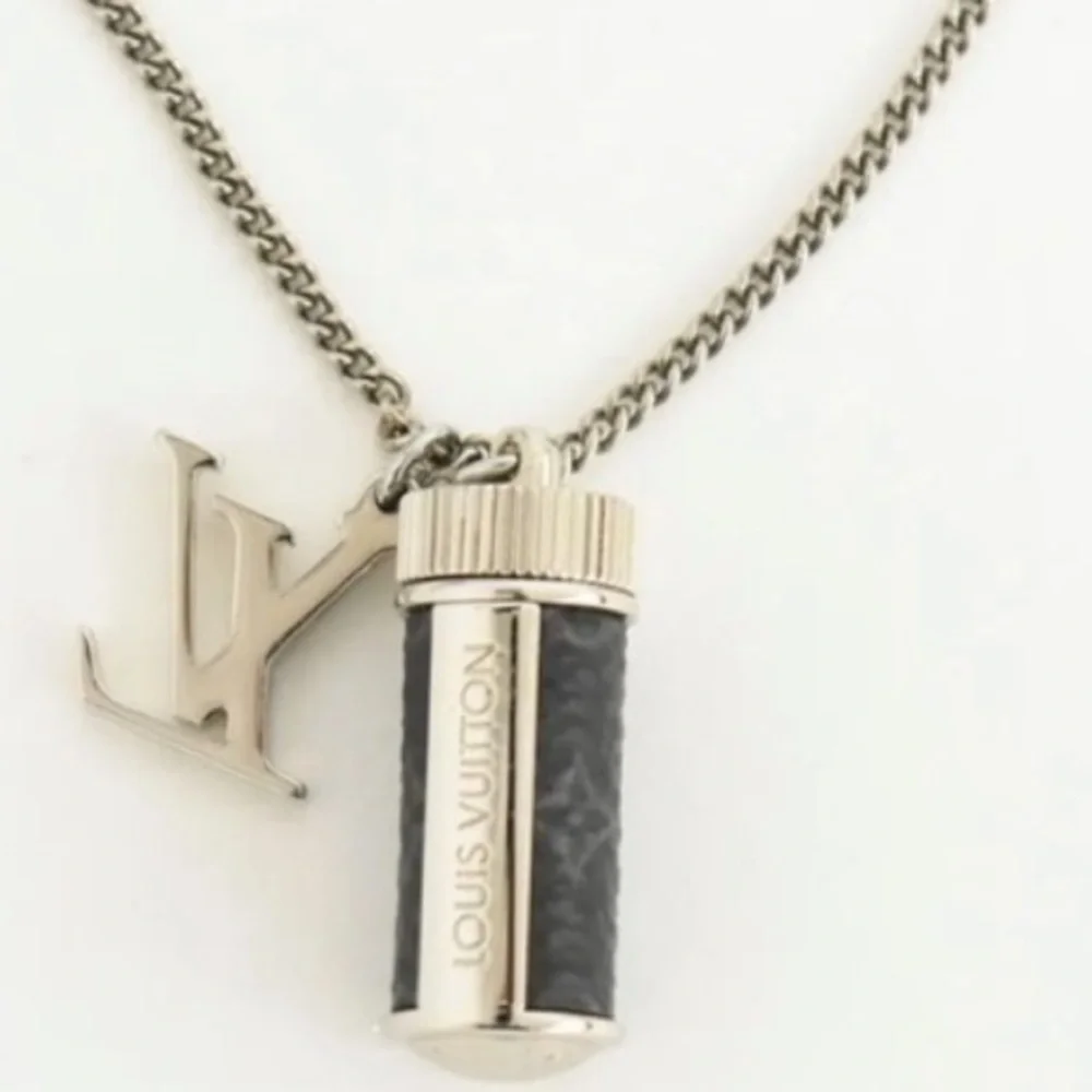 So UNIQUE!!! Louis Vuitton Luxury Necklace